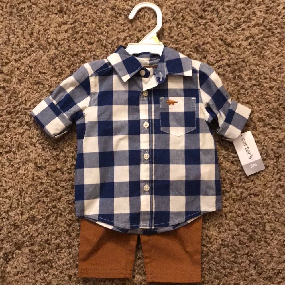 3Mons Boy Outfit “Carter’s” Brand, Never Worn.